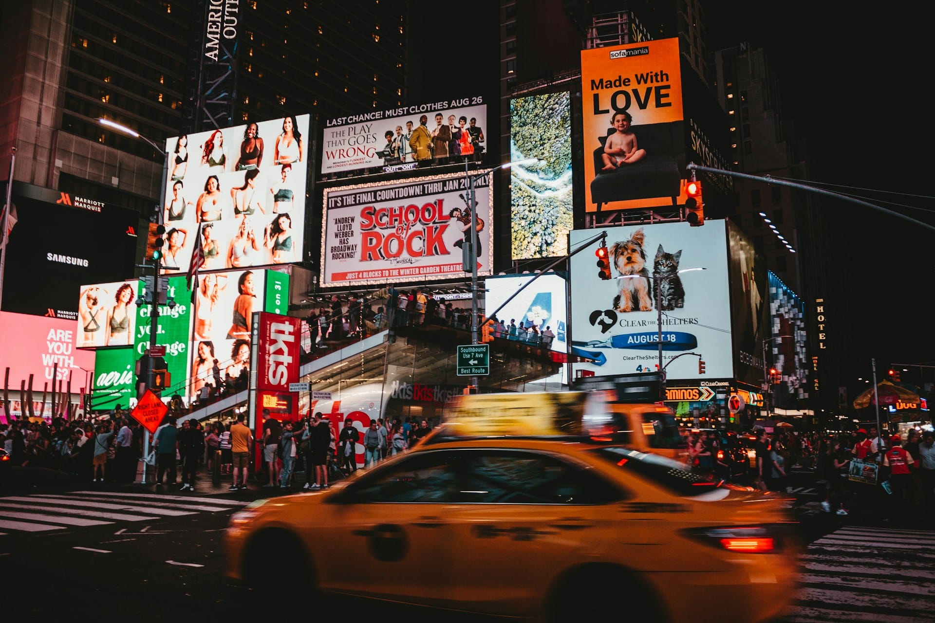 Digital signage